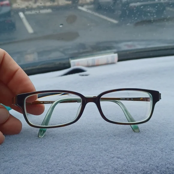 Kate spade glasses w case&cloth - Picture 5 of 5